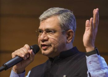 चीन को टक्कर देने की तैयारी, मोदी कैबिनेट का ₹7280 करोड़ की रेयर अर्थ मैग्नेट स्कीम को बड़ा फैसला